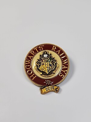 Hogwarts Railway 2014 Badge Pin Lapel Pin Wizarding World of Harry Potter