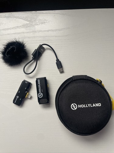 Hollyland Lark C1 Wireless Lavalier Microphone for iPhone, Plug &Play, Solo Kit