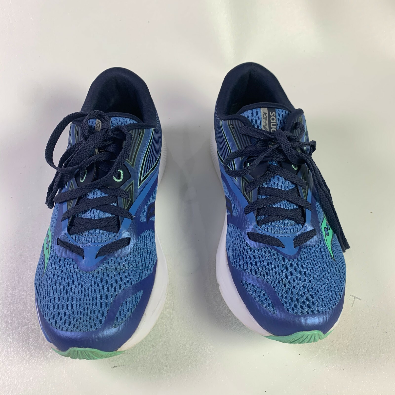 brooks dunkin donuts shoes