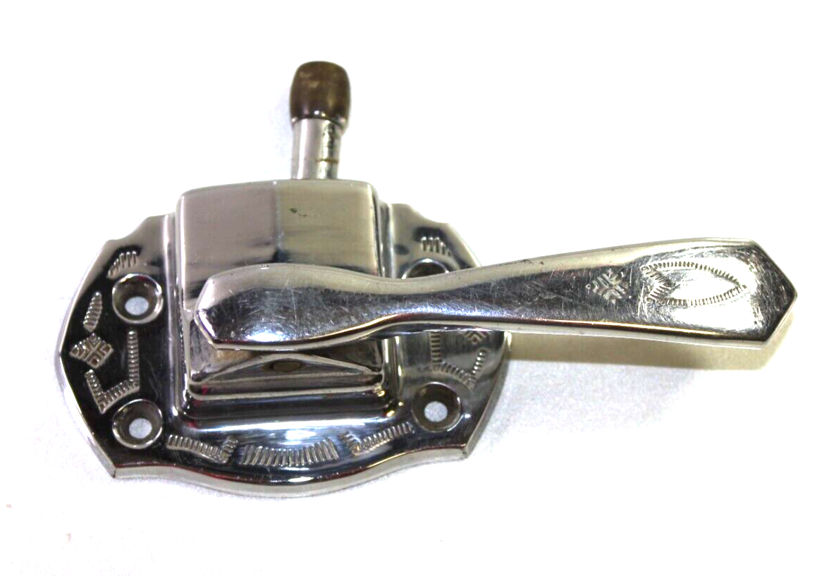 ANTIQUE ICE HOUSE CHEST OR PANEL DELIVERY LATCH REFRIGERATOR DOOR