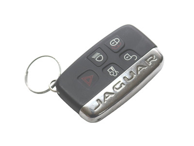 Jaguar XE 20D X760 C2D51458 key car key remote key EW93-15K632-BE
