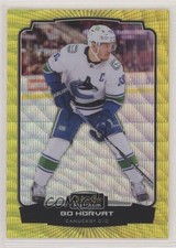 2022-23 O-Pee-Chee Platinum Yellow Surge Bo Horvat #196 0y3