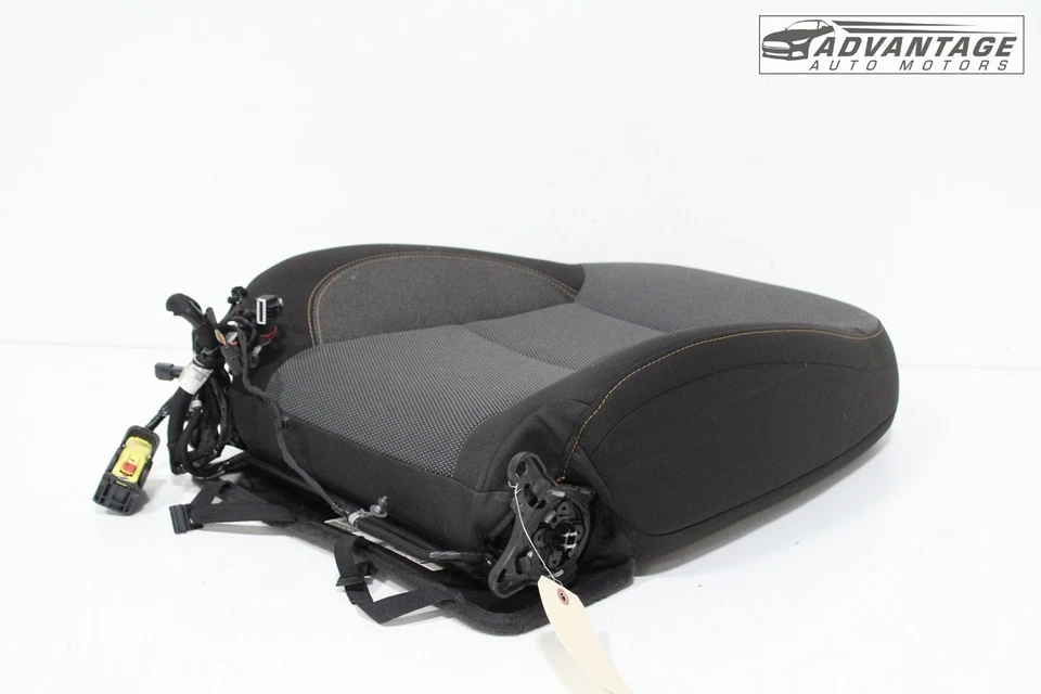 Chevrolet Traverse 2018-2021 asiento del pasajero delantero derecho cojín superior inferior OEM Foto 2 de 4