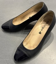 AER LINGUS AIRLINES  CABIN CREW FLIGHT ATTENDANT STEWARDESS SHOES PUMPS