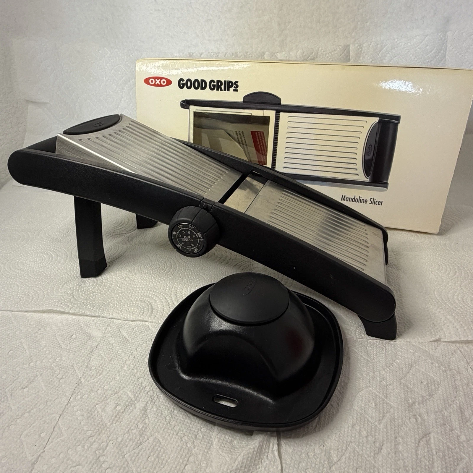 OXO Mandoline Slicer Model 1054752 Food Preparation Vegetable Dicer Slicer Boxed
Opens in a new wind