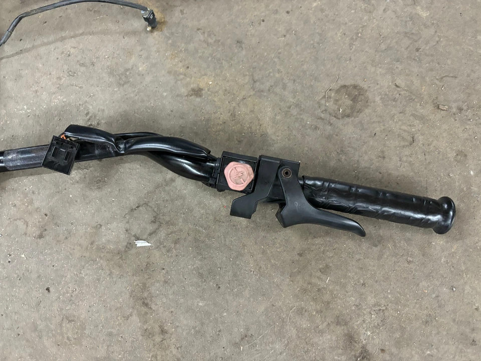 Ski-doo GTX Grand Touring LE SE 600 1200 Manillar Acelerador XR XP 09 10 11 12 Foto 3 de 4