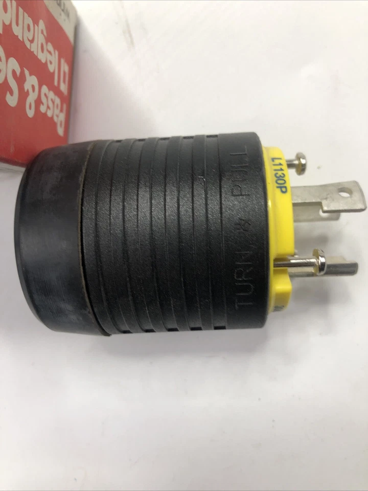 Pass & Seymour L1130-P Turnlok Plug 250V 30A 3 Pole 3W Nema L11-30P Yellow USA - Image 3 of 4