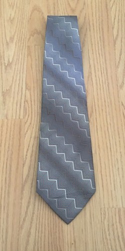 Men's Gray Tie By Stafford Geometric Pattern Classic 3 7/8" By 60"