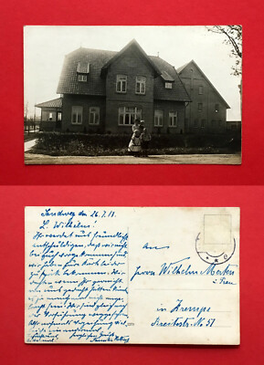 Foto AK SANDWEG 1913 Wohnhaus mit Typen Kindern   ( 56023