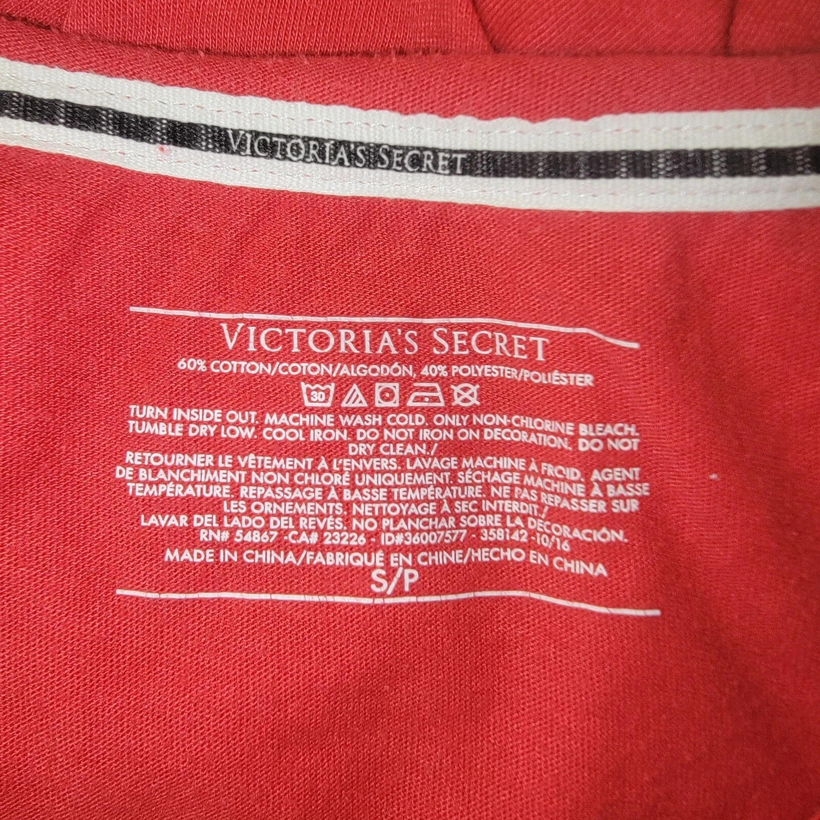 UNDERCOVER Abito Victoria's Secret piccolo rosso "Santa's Fave" camicia da notte manica lunga