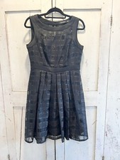 Ellen Tracy Women's Sleeveless Cocktail Evening Dress Size: 8