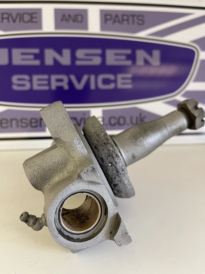 JENSEN INTERCEPTOR MK1 EARLY & JENSEN C-V8 ORIGINAL FRONT STUB AXLE - RH #CT1621 - Image 3 of 4
