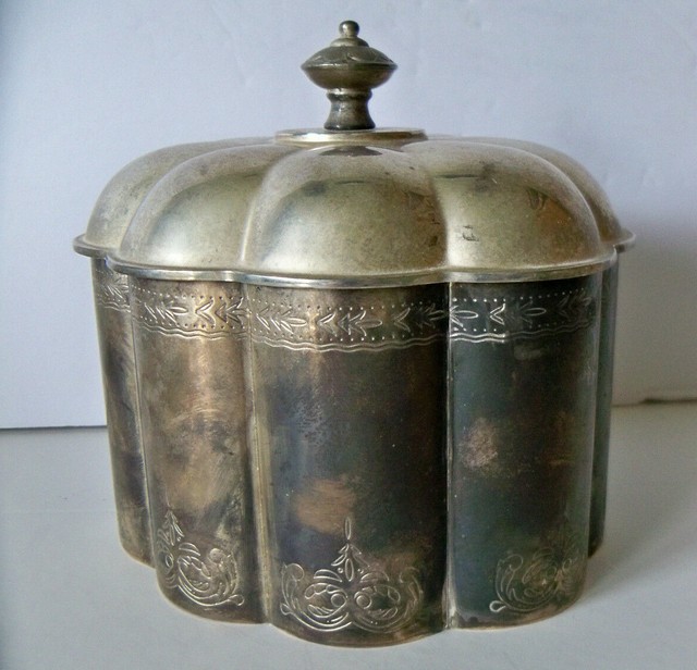 GODINGER Silver 1994 Etched Jewelry Trinket Box Scalloped