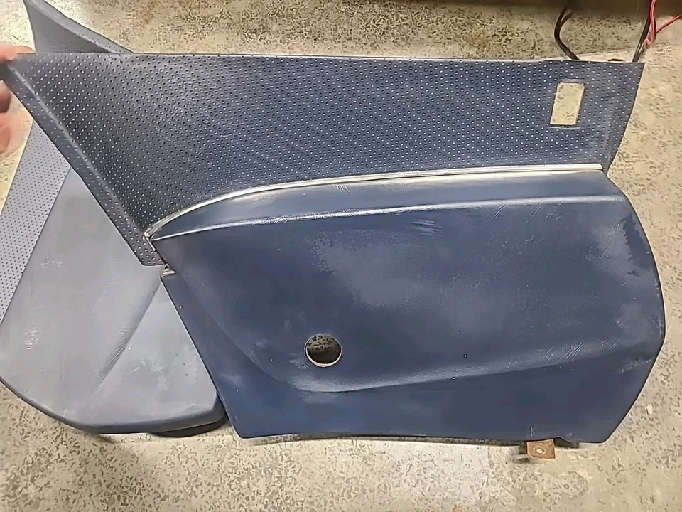 Juego de molduras de paneles interiores traseros azul OEM BMW 635CSi L6 M6 E24 Foto 4 de 4