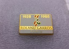 ED142 pin's Roland Garros 1988 Soixantenaire RG BLANC Arthus Bertrand