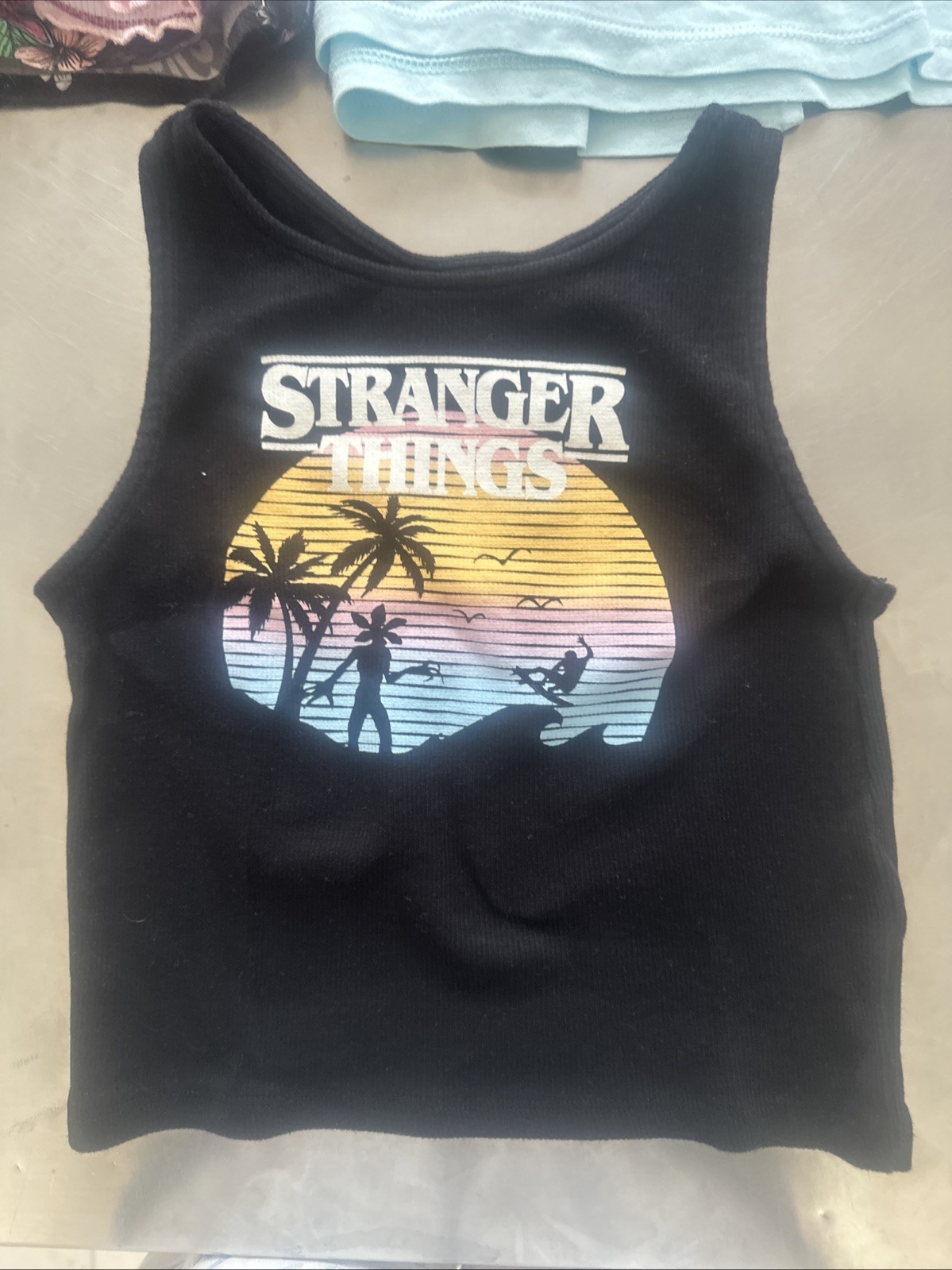 H&M Stranger Things Kids Lot Size 10 Top Shorts Pink thumbnail 5