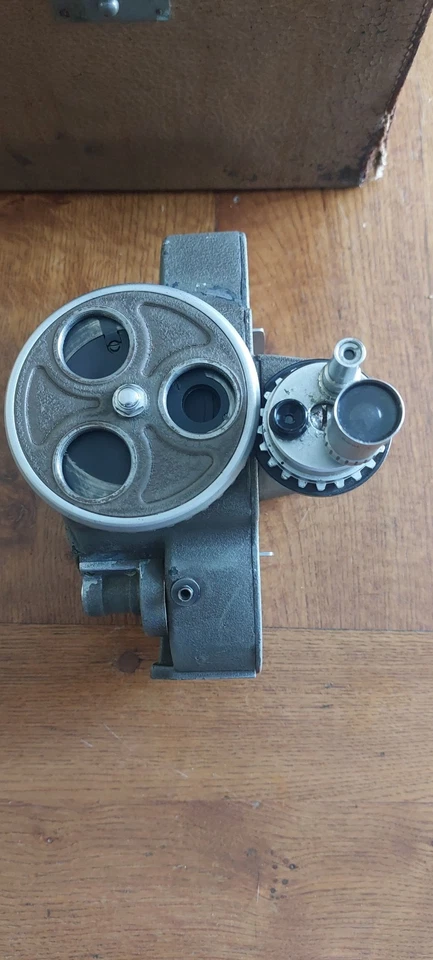 Camera Bell & Howell Filmo DR-70 1955 - Photo 3/4