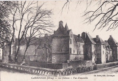 Old postcard 61 LE PERCHE PITTORESQUE approx. Alençon CARROUGES - Le Château. Overview