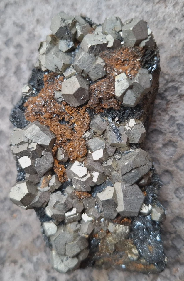 MINERAUX - LOT 3 PYRITE HEMATITE RIO MARINA ISOLA ELBA - Photo 1/4