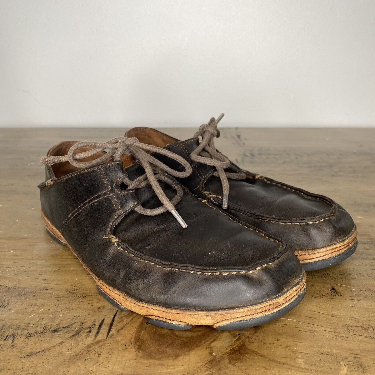 OluKai Ohana Lace Up Nubuck Men display picture 1