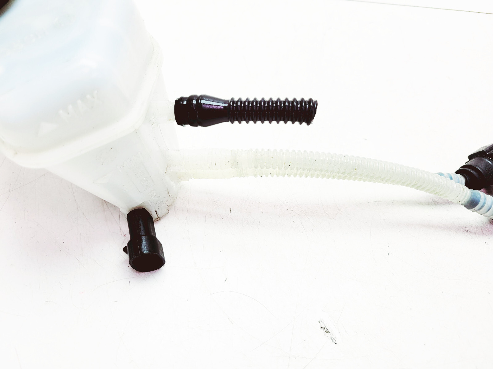 VAUXHALL ADAM BRAKE FLUID TANK RESERVOIR BOTTLE 1.4 PETROL 0204051244