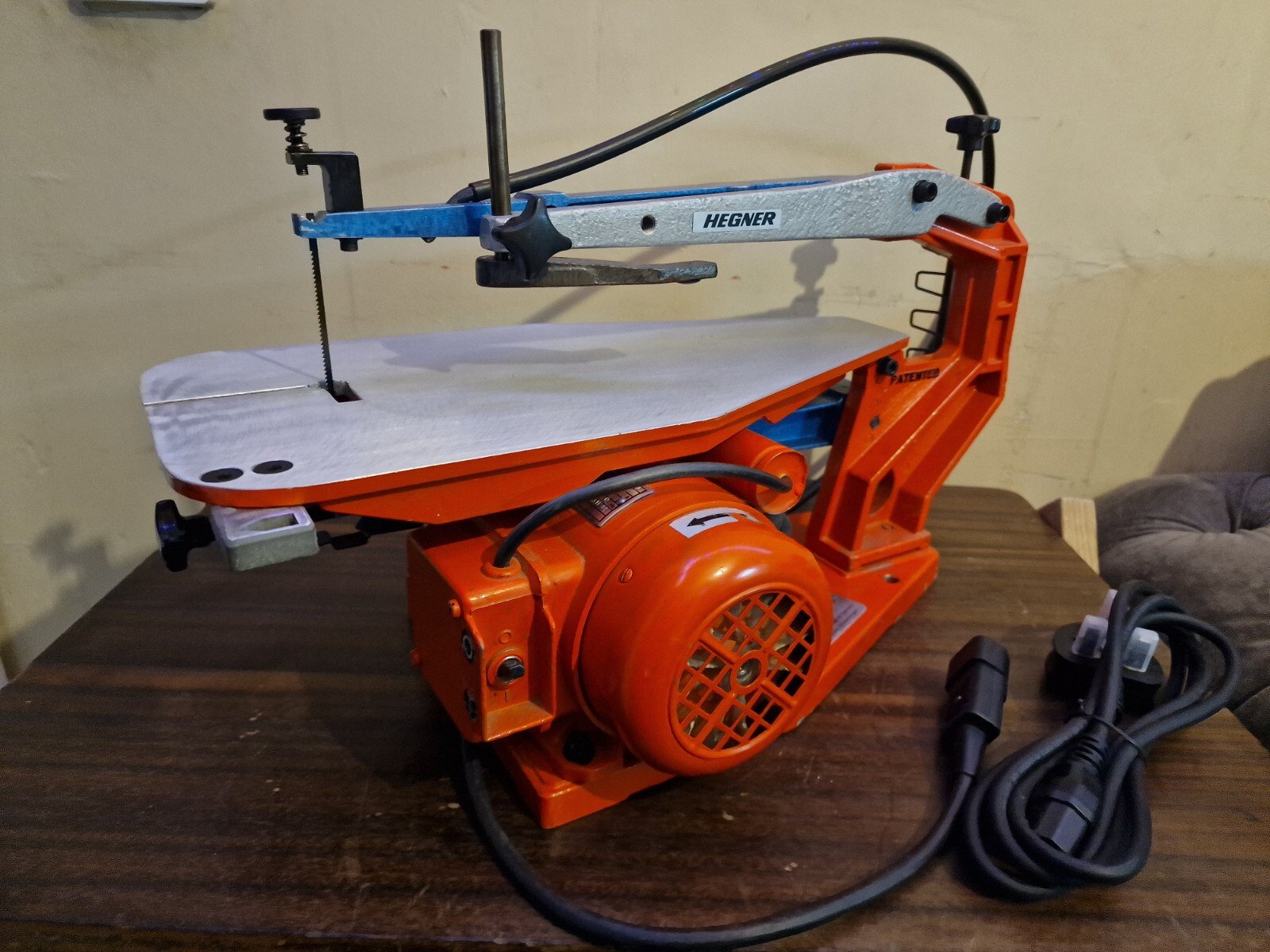 Hegner Multicut 2ST Scroll Saw 1985 14" Throat Woodworking Refurbished