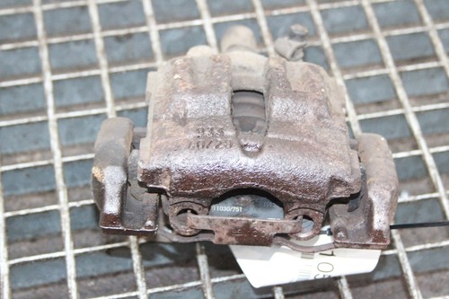 BMW 1 Coupe E82 125 i Bremssupport hinten links 6768693 3.00 Petrol 22434691