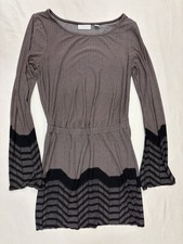 New York & Company Women's XS Gray Black Chevron Stretch Bell Sleeve Mini Dress