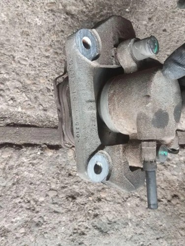 BMW X6 E71, E72 Bremssattel vorne links 3.50 Diesel 225kw 2011 33125010