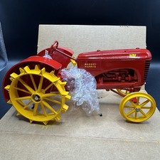 Spec-cast Massey-harris 101 Tractor Diecast 1/16 Ferguson 1990 Steel Wheels New