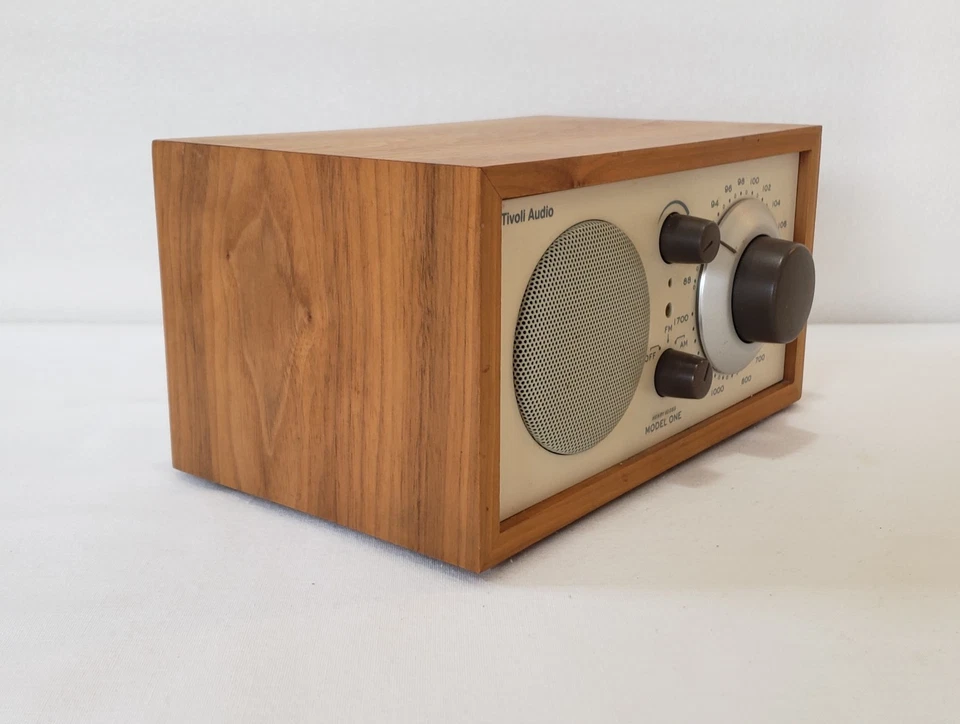 Tivoli Audio Radio Model One AM FM Henry Kloss Table Classic Walnut Beige W Box - Image 3 of 4