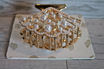 ?️NWT Gold & Faux Pearl Ocean Themed 3 Piece Metal Hair Clip Set 3x Gold Mermaid Beach Seashell Metal Hair Barrettes Clips  main image 3