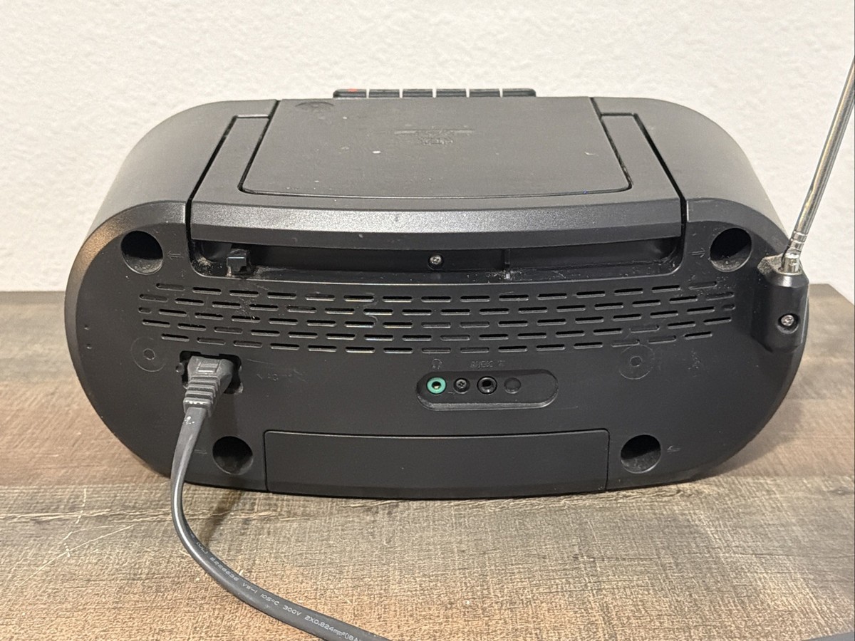 タイムセール！SONY CFD-S50 ポータブルCDプレーヤー Sony CFD-S50 Portable CD, Cassette & AM/FM Radio Boombox Tested
