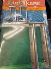 Table tennis net and post set