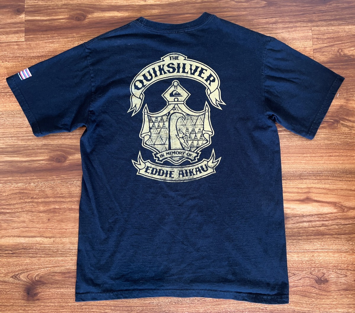 Quiksilver In Memory Of Eddie Aikau T-Shirt Youth XL Waimea Bay
