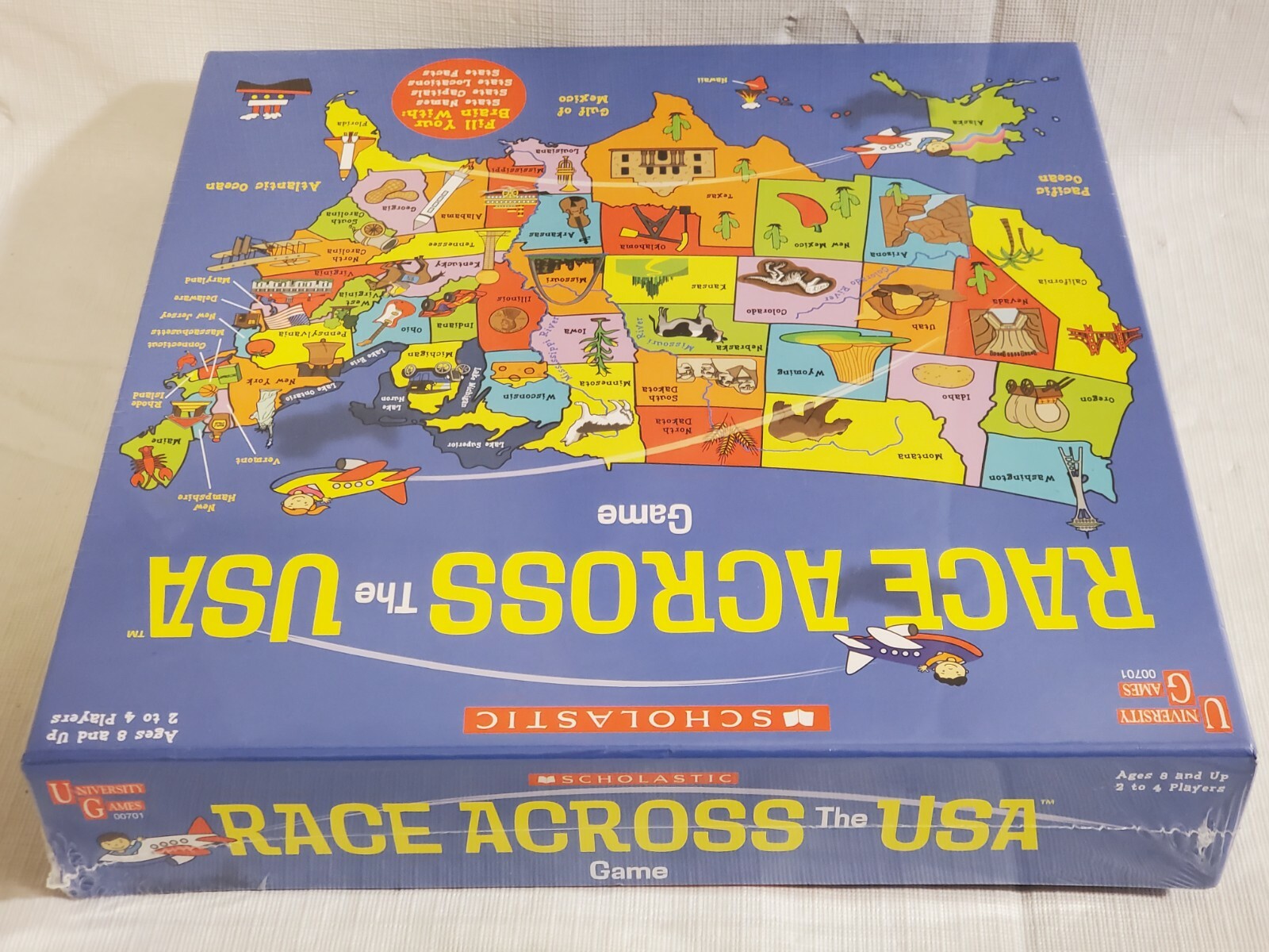 SCHOLASTIC RACE ACROSS THE USA KIDS EDUCATIONAL BOARD GAME
