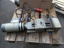 Mechanischer Maschinenschraubstock mit Motorantrieb