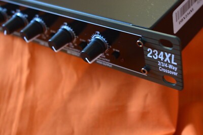 DBX 234 XL Stereo 3-Way Mono 4-Way Crossover DJ Equipment (PAIR