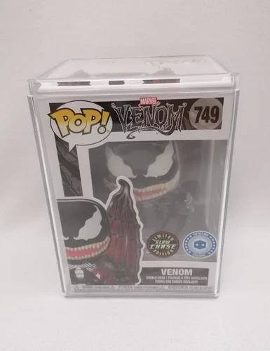 Funko Pop! MARVEL "Venom (with Wings)" #749 PIAB Chase GITD Figure w/Hard Case