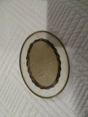 cadre photo oval en laiton et verre marie louise peint Napoléon III - Photo 1/4