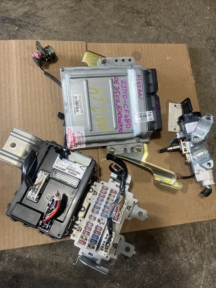 Módulo de computador motor 2006 Nissan 350z Coupe 3.5 AT ECM ECU - Imagem 2 de 4