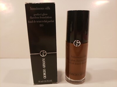 Giorgio Armani~Luminous Silk  Perfect Glow Flawless Foundation~#13.5~0.6 oz ~NIB