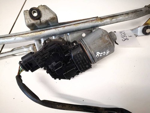 3b1955113d vorne Scheibenwischermotor Teilenummer 0390241528 Skod DE1894955-84
