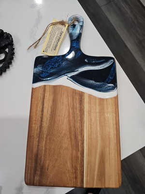 Lynn & Liana Custom Laquer Cheese Board / Cutting Board. Open Box. With Tags. 