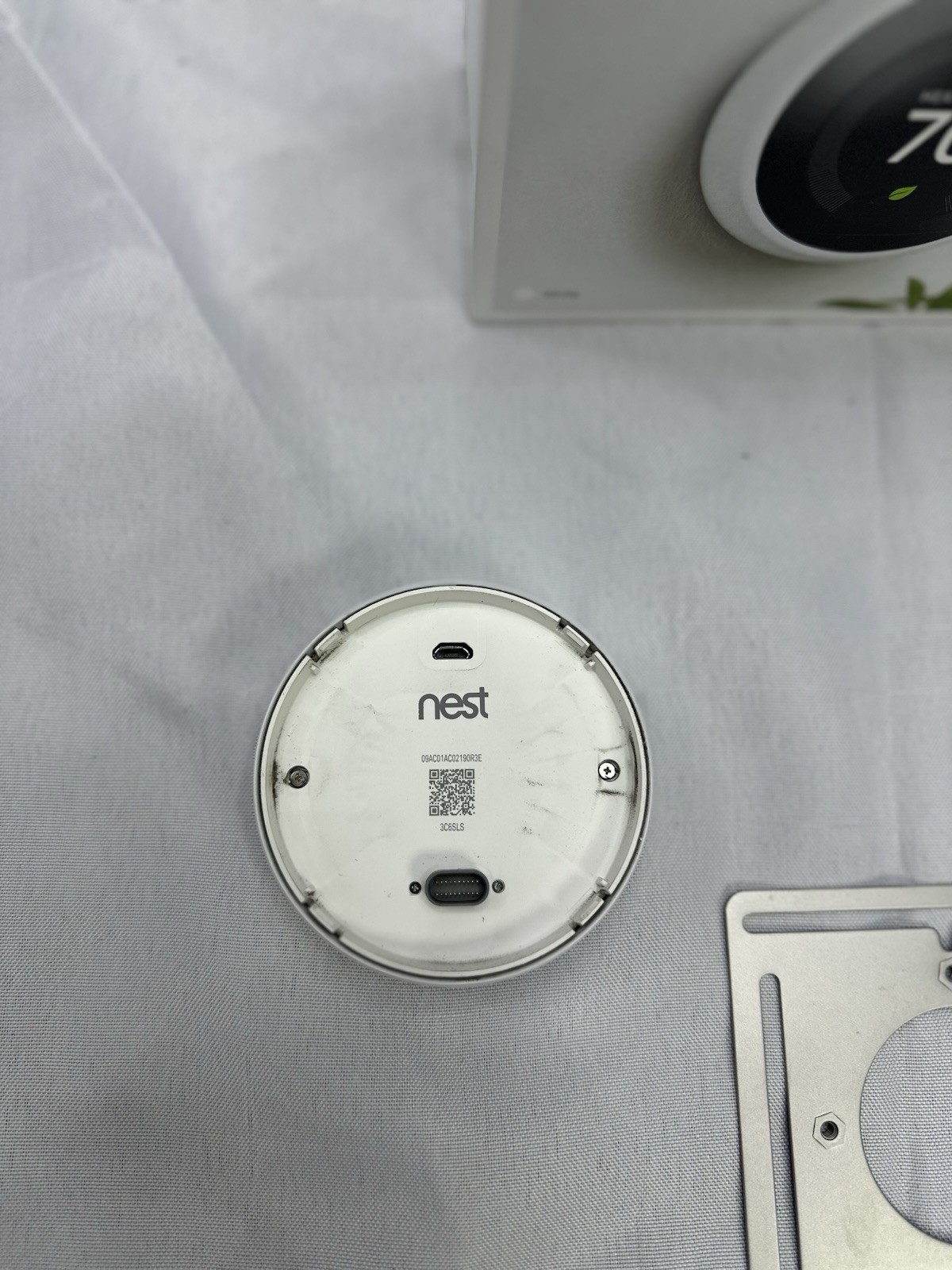 Google Nest Learning Thermostat 3rd Gen T3007ES Missing 2 Items 4