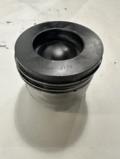 2001 - 2005 6.6L LB7 LLY Duramax Piston Driver Side 1173  97303756