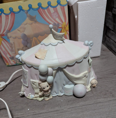 READ Precious Moments Sammy's Circus Tent Lamp Light w/Bonus Collin Figurine
