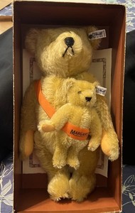 Margaret Steiff Geiger -Brenz  101st Anniversary  Bear Set