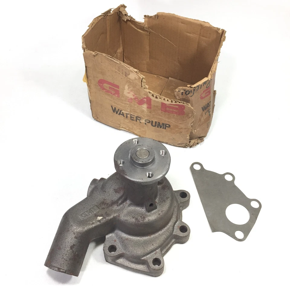 Bomba de agua del motor GWT-18A 16100-60090 GMB para Toyota Land Cruiser FJ40 FJ45 55 Foto 3 de 4