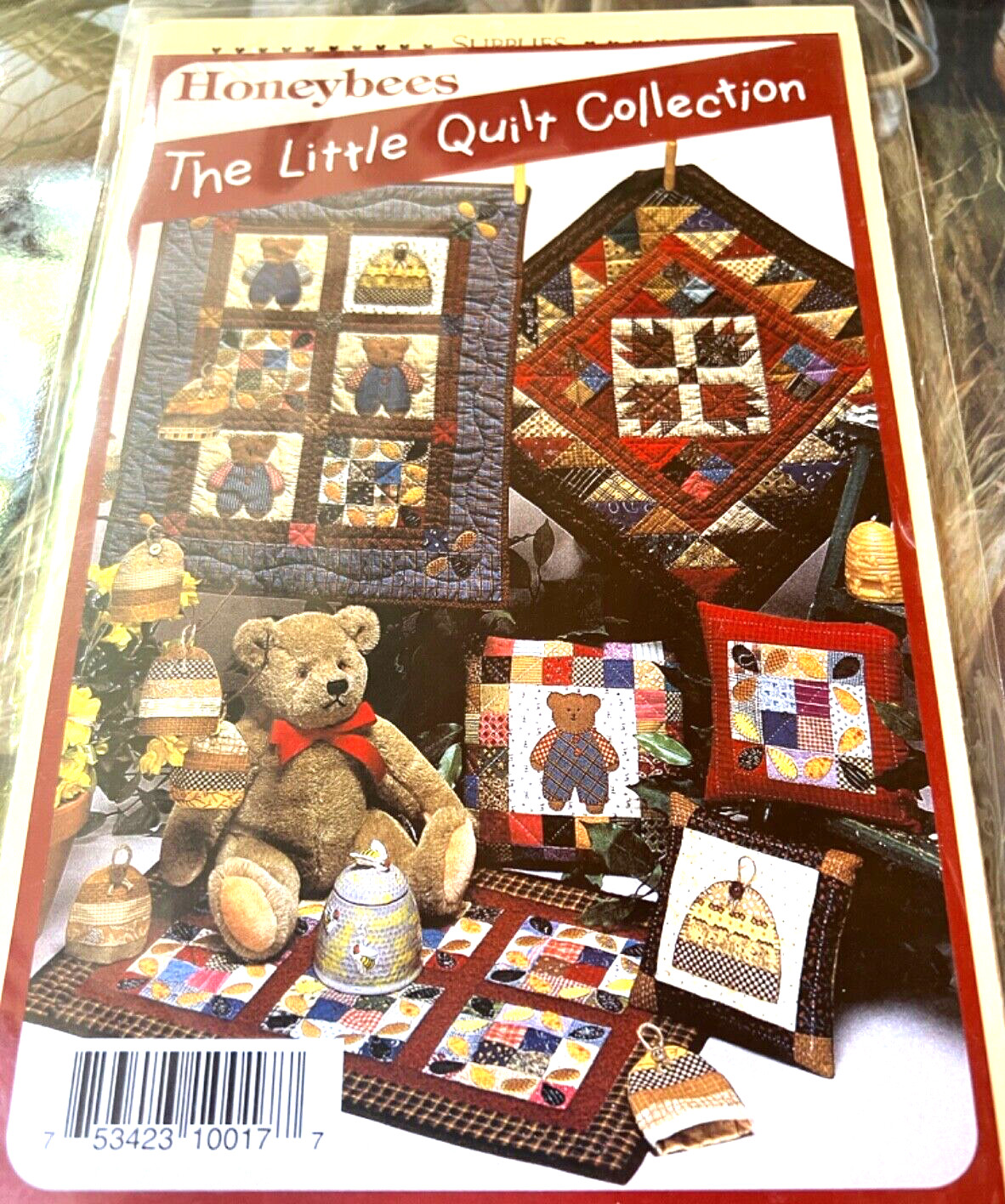 Little Quilt Pattern HONEY BEES BEARS Sampler Pillow Ornaments